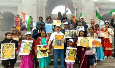 वाराणसी में प्रतिष्ठा द्वादशी पर गंगा तट पर पूजे गए प्रभु श्री राम