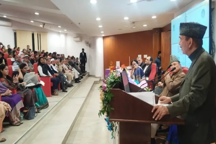 अंतरराष्ट्रीय उर्दू कांफ्रेंस में गुलाम नबी आज़ाद बाेले- उर्दू इसी मुल्क की भाषा है, इसे बचाने के लिए संगठित प्रयास की जरूरत