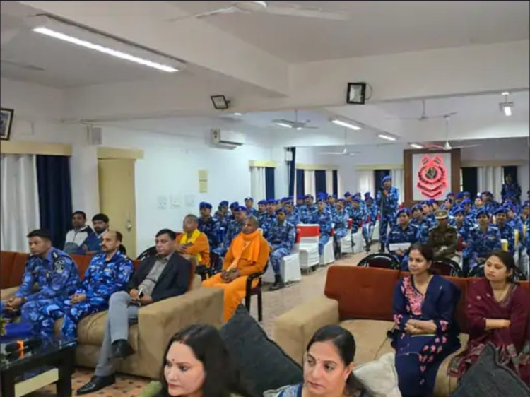 लखनऊ में सीआरपीएफ कैंपस में आयोजित सत्संग, जवानों ने लिया आध्यात्मिक ज्ञान