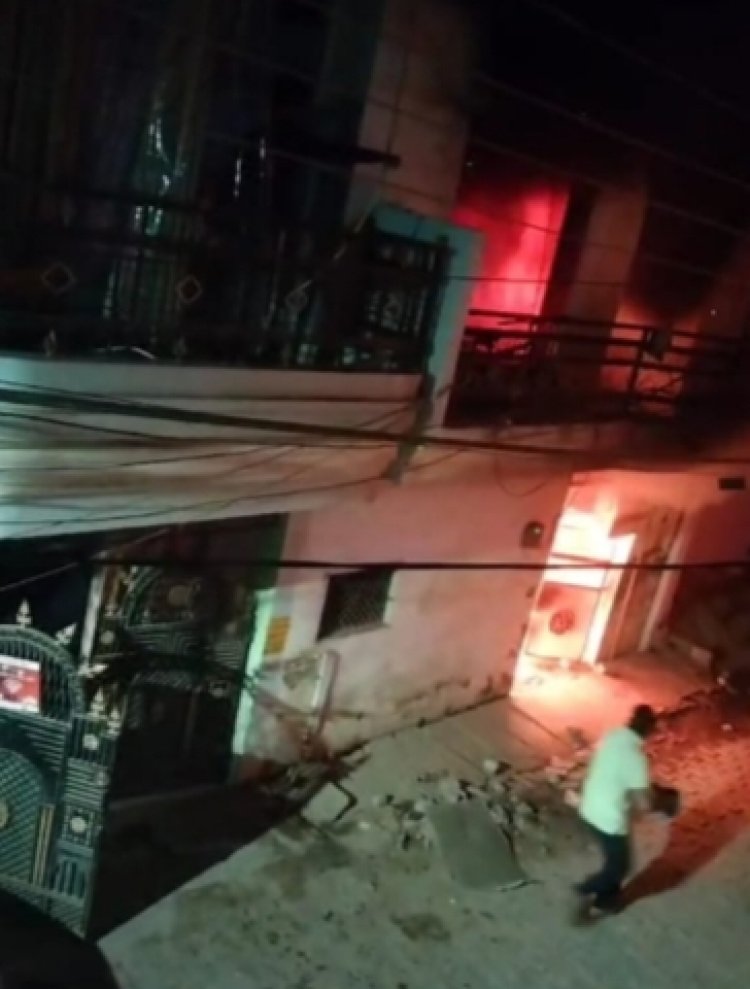 प्रयागराज: शार्ट सर्किट से घर में आग लगी, जिंदा जलकर युवक की मौत