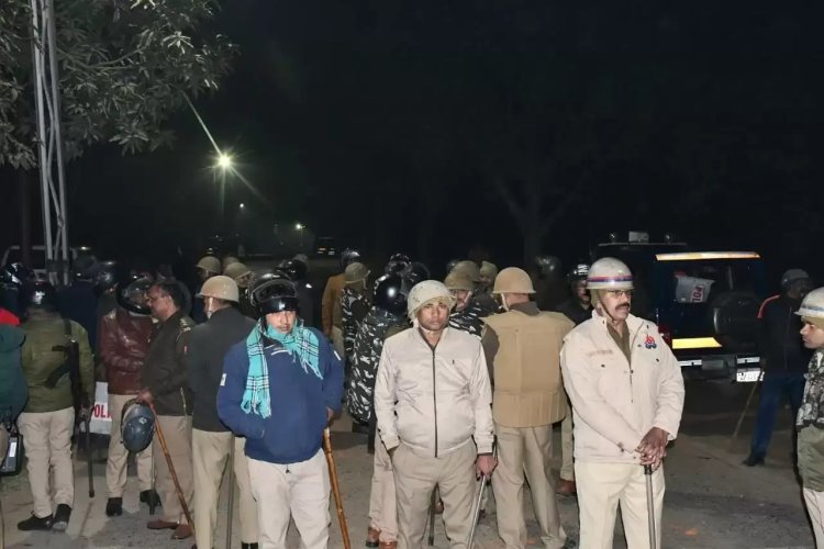 बीएचयू में बवाल के बाद परिसर में शांति, फोर्स ने डेरा डाला