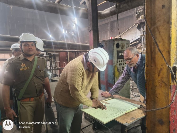 शुद्धता और मानक अनुसार हो गन्ना तौल : डीएम