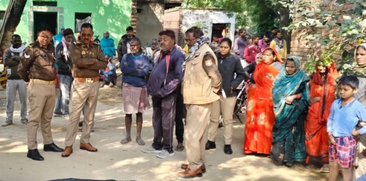 मिर्ज़ापुर में विवाहिता का शव फांसी पर लटका मिला , कारण तलाश रही पुलिस