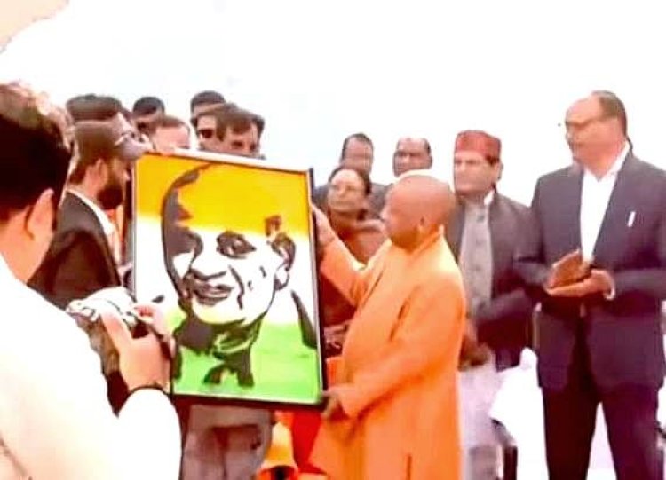 कीलों से बनाया भारतरत्न लौहपुरुष का चित्र, सीएम को भेंट कर शैलेन्द्र ने पाई प्रशंसा