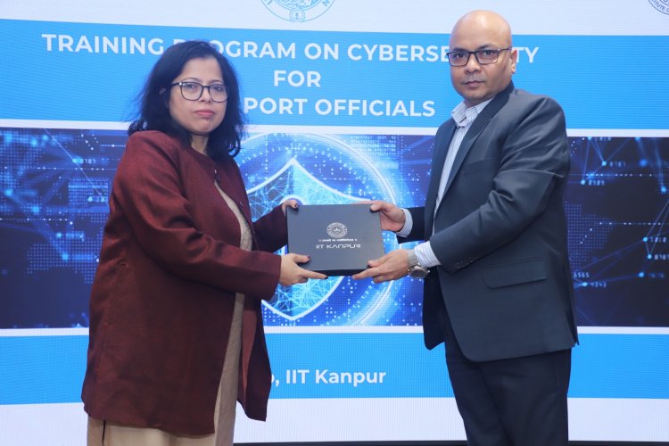 साइबर सुरक्षा को मजबूत कर रहा आईआईटी कानपुर : प्रो मणींद्र अग्रवाल