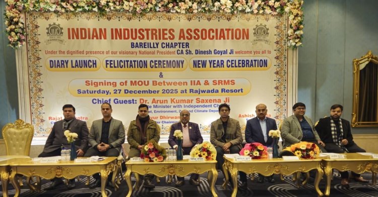 आईआईए बरेली चैप्टर ने नववर्ष 2026 डायरी का किया विमोचन, उद्यमी रत्न व युवा उद्यमी सम्मान प्रदान