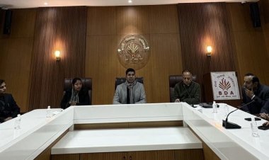 महाशिवरात्रि पर पुष्पों से सजेगा बरेली, फ्लावर शो की तैयारियों को लेकर बैठक