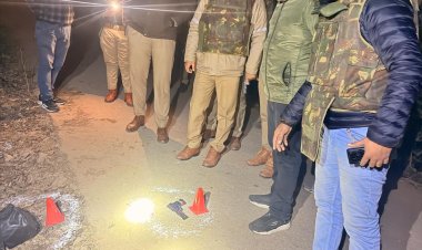 वाराणसी : कॉलोनाईजर हत्याकांड का इनामी शूटर पुलिस मुठभेड़ में गिरफ्तार