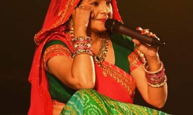 माघ मेले में प्रवाहित हो रही भक्ति, संस्कृति और संगीत की त्रिवेणी