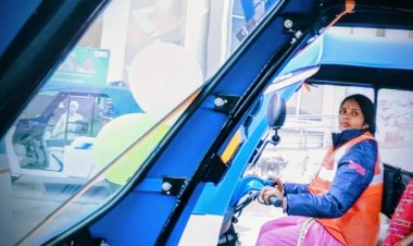 दिन-रात बेखौफ फर्राटा भरती हैं ट्रेनर दीदी और 60 सहेलियां, सेफ मोबिलिटी से बन रहीं लखपति