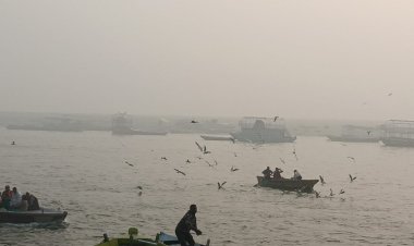 वाराणसी में बढ़ती ठंड व सर्द हवाओं के साथ गलन, नौ जनवरी तक कक्षा आठ तक के विद्यालय बंद