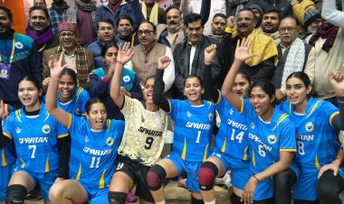 नेशनल वॉलीबॉल में यूपी की बेटियों का कमाल, क्वार्टर फाइनल में किया प्रवेश