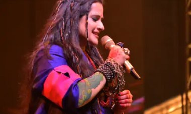 उज्जैन के महाकाल लोक में गूंजा "जय काल महाकाल", सोना महापात्रा ने दी शानदार प्रस्तुति