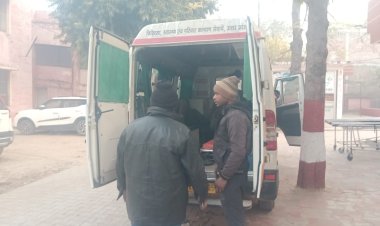 संगम स्नान कर लौट रहे परिवार की बोलेरो घाटमपुर में गड्ढे में पलटी, 7 घायल