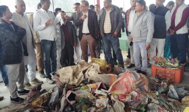 मॉडल गांव गौरा का एक्सपोजर विजिट, स्वच्छता से स्वावलम्बन का मिला संदेश