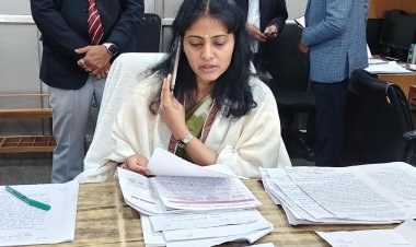 अनुप्रिया पटेल ने सुनीं जनसमस्याएं, अफसरों को दिए निस्तारण के निर्देश