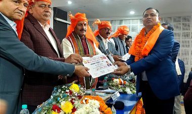 शिक्षा सेवा में उत्कृष्ट योगदान पर डॉ. दीप नारायण को ‘युवा शक्ति सम्मान’