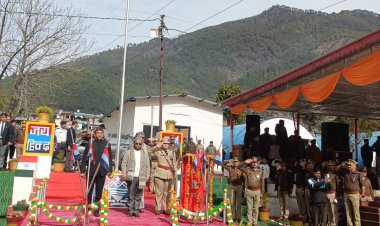 उत्तरकाशी में धूमधाम से मनाया गया गणतंत्र दिवस