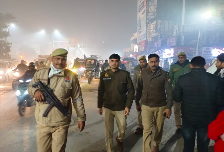 विश्व प्रसिद्ध माघ मेले के पहले स्नान पर्व की सुरक्षा को लेकर रात भर सक्रिय रहे पुलिस अधिकारी