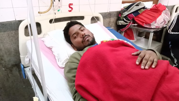 वाराणसी में पार्षद के बेटे पर दरोगा से मारपीट का आरोप, मुकदमा दर्ज