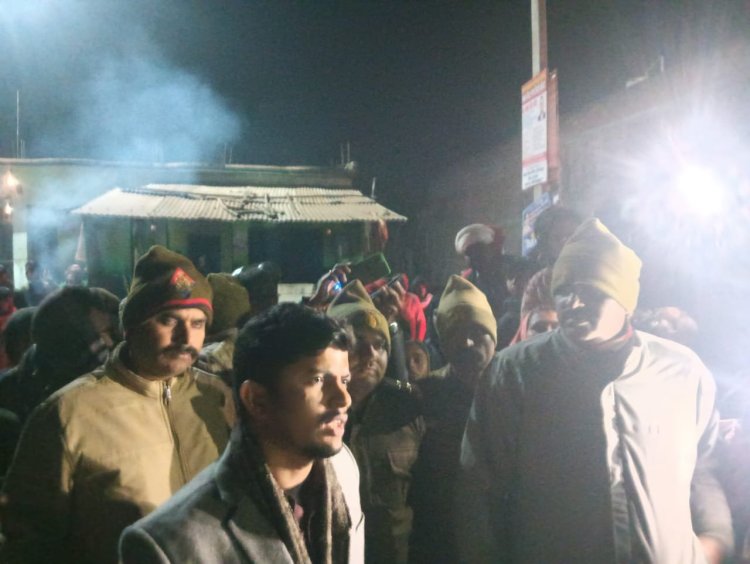 झोलाछाप इंजेक्शन ने छीनी किशोर की सांसें, सड़क पर उतरा गांव का आक्रोश