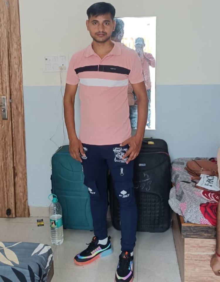 सड़क हादसे में युवक की मौत, तीन घायल