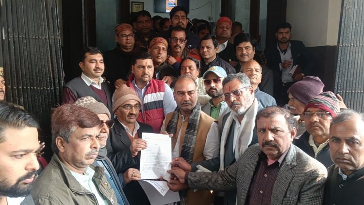 मणिकर्णिका घाट पर धरोहरों के संरक्षण की मांग, दोषियों पर कार्रवाई हो : संदीप शुक्ला