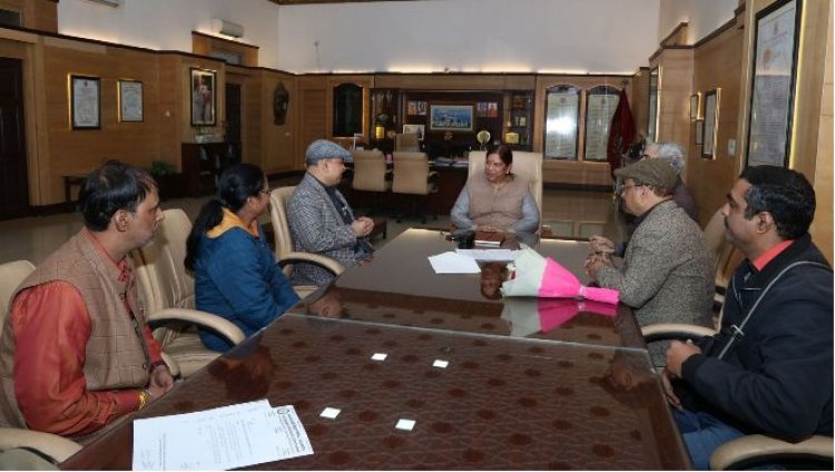 कुलपति से मिले फिजियोथेरेपिस्ट एसोसिएशन के पदाधिकारी