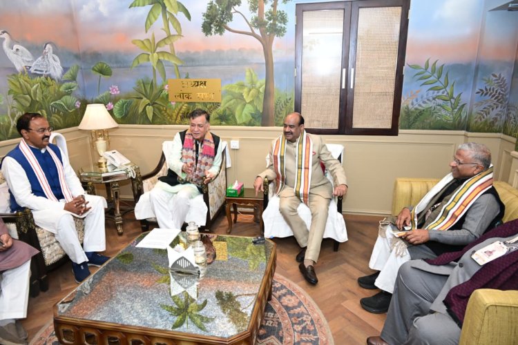 उपमुख्यमंत्री केशव ने विधान भवन में लोकसभा अध्यक्ष और राज्यसभा उपसभापति का किया स्वागत