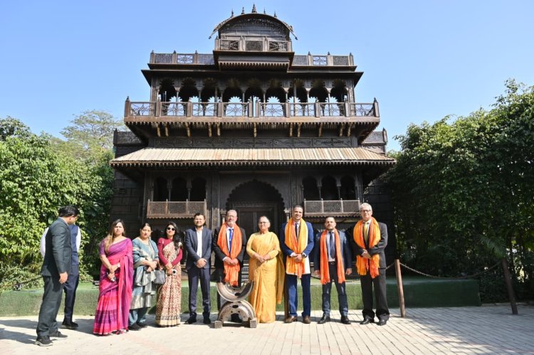 ब्राज़ील के मेयर ने लखनऊ नगर निगम के विकास कार्यों की सराहना की, रोमिन्हो बोले 'मुस्कुराइए हम लखनऊ में हैं'