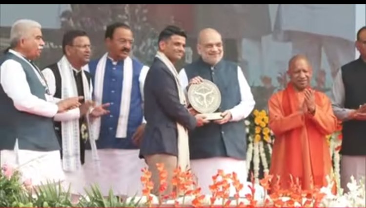 यूपी दिवस: अमित शाह का विपक्ष पर निशाना, भाजपा सरकार दोहराने की अपील