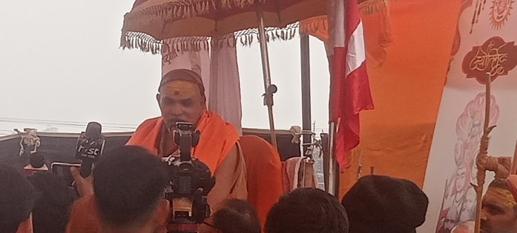 शंकराचार्य स्वामी अविमुक्तेश्वरानंद के शिविर की सुरक्षा में भक्तों ने लगाए कैमरे