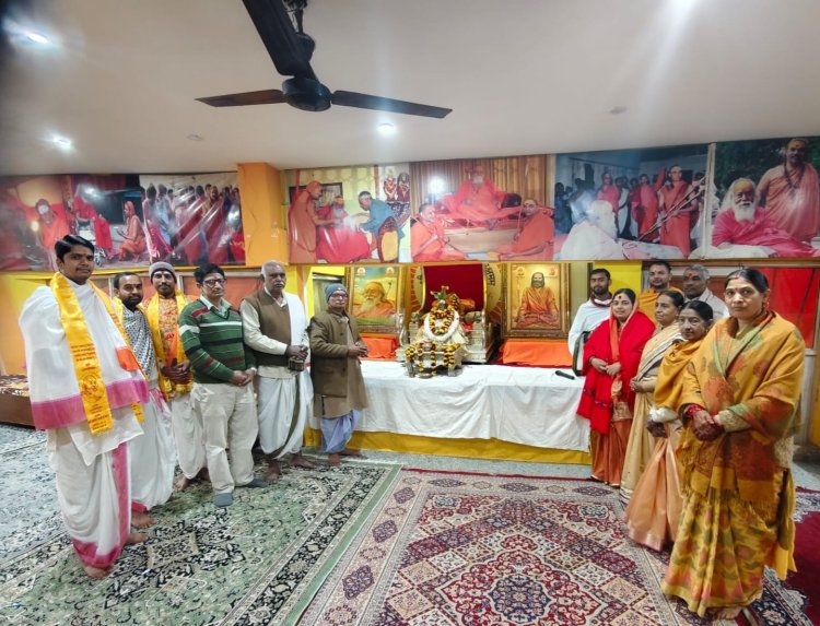 अचला सप्तमी पर केदारघाट श्री विद्यामठ में जगद्गुरुकुलम् का स्थापना दिवस मना