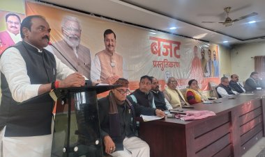 हर बूथ पर 50 फार्म 6 भरवाने का लक्ष्य लेकर चलें कार्यकर्ता: संजय गुप्ता