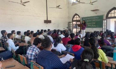 ईसीसी में ‘भारत-अमेरिका व्यापार समझौता’ पर भाषण प्रतियोगिता