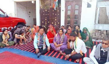 कांग्रेस नेताओं को पुलिस ने किया हाउस अरेस्ट, जिलाध्यक्ष धरने पर बैठीं