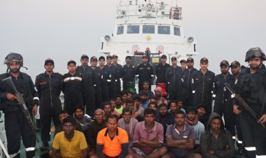 आईसीजी पोत ‘अमृत कौर’ ने बांग्लादेशी नौका पकड़ी, 28 चालक दल हिरासत में