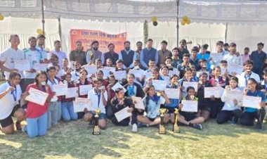 अंतर महाविद्यालयी खेल प्रतियोगिताओं का समापन, विजेता हुए पुरस्कृत