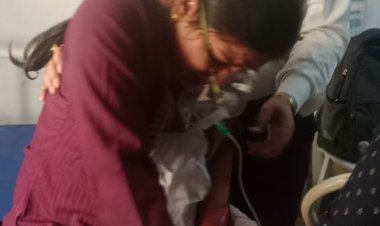 यूपी बोर्ड परीक्षा : परीक्षा केंद्र में स्टेटिक मजिस्ट्रेट व कक्ष निरीक्षक की तबीयत बिगड़ी, भेजा गया अस्पताल