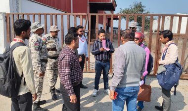 टैक्स बकायेदारों पर निगम का शिकंजा: बाजारों में पहुंची टीम, 17 जगह सील,12.89 लाख की ऑन-द-स्पॉट वसूली