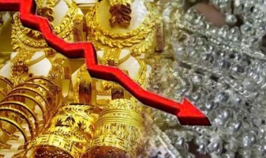 सोने की कीमत में सांकेतिक गिरावट, चांदी भी फिसली