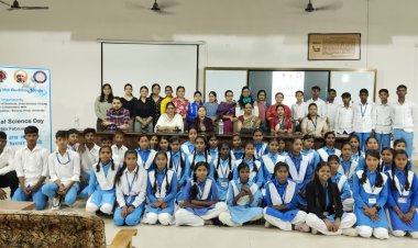 वाराणसी: बीएचयू महिला महाविद्यालय में नेशनल साइंस डे मना