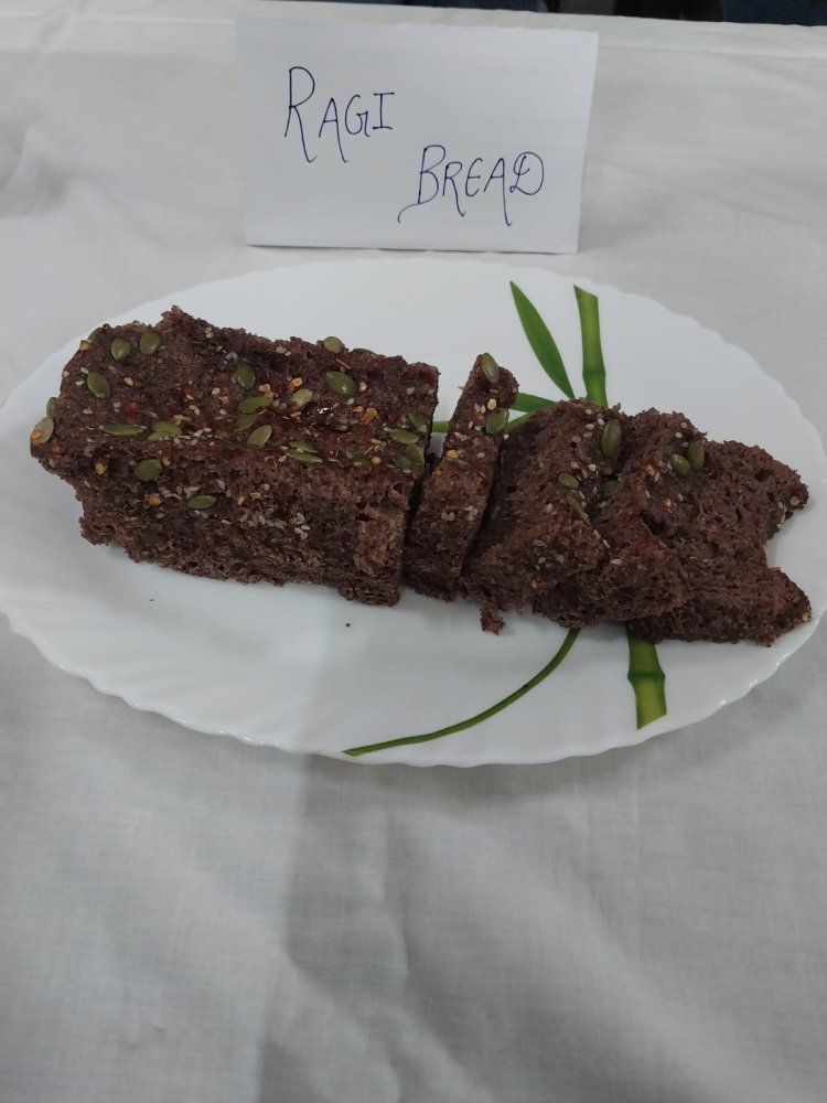 बीएचयू एमएमवी में छात्राओं ने कार्यशाला में मिलेट-आधारित बेकिंग बनाने का गुर सीखा