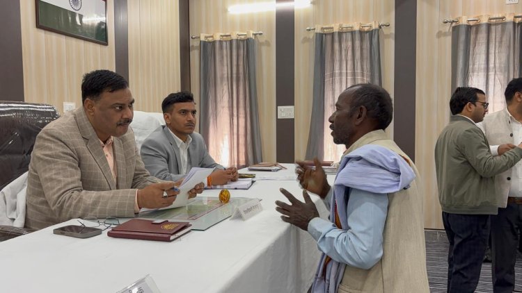 मैं ज़िंदा हूं साहब… तहसील में गूंजा दर्द, सिरसी डूब की जमीन पर पट्टे के खेल का पर्दाफाश