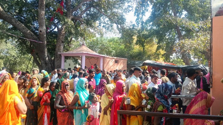 महाशिवरात्रि पर उमड़ा आस्था का सैलाब, बदेवरानाथ व कोटारनाथ धाम में हजारों श्रद्धालुओं ने किया जलाभिषेक