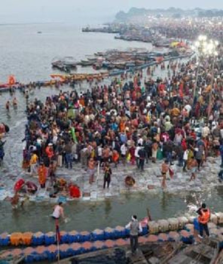 माघ मेले में महाशिवरात्रि स्नान पर्व पर उमड़ा सनातन की आस्था का सैलाब