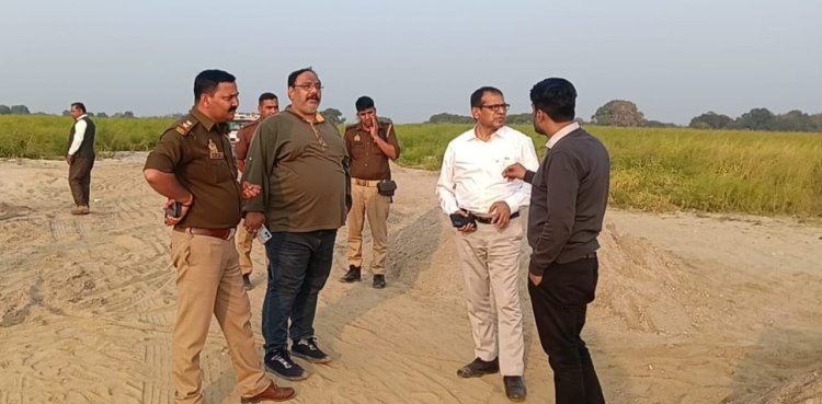 गंगा की तराई में प्रशासनिक ‘सर्जिकल स्ट्राइक’, नाव-ट्रैक्टर छोड़ भागे खनन माफिया