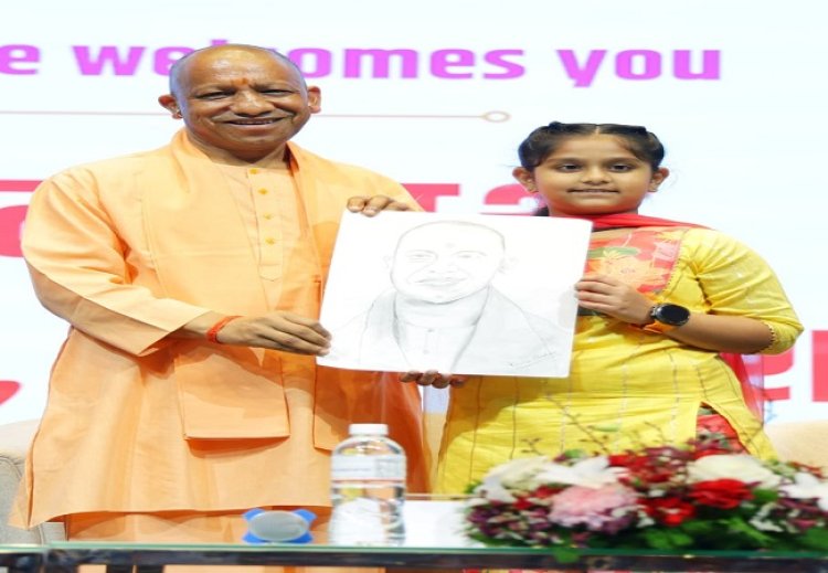 सिंगापुर में गूंजा नारा “योगी हैं तो यूपी है”