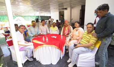 दिल्ली विधानसभा अध्यक्ष के आधिकारिक आवास पर होली मिलन समारोह आयोजित