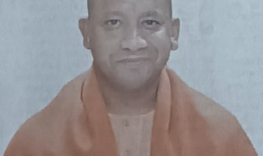 मुख्यमंत्री योगी आदित्यनाथ आगरा पहुंचे